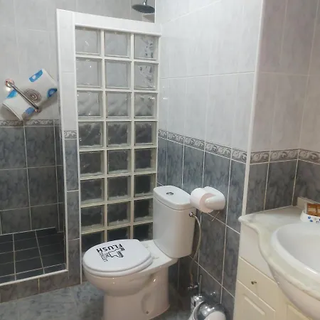 Under The Lime, Beautiful Cristianos 公寓 *